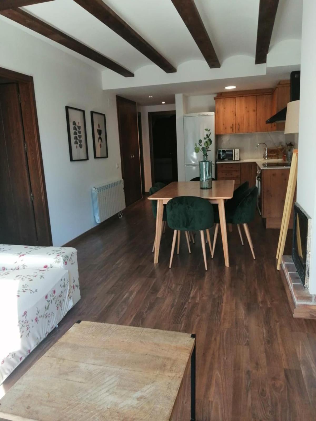 Apartamentos Casa Meme Mora de Rubielos Kültér fotó